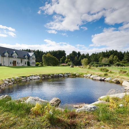 Daviot Lodge Экстерьер фото