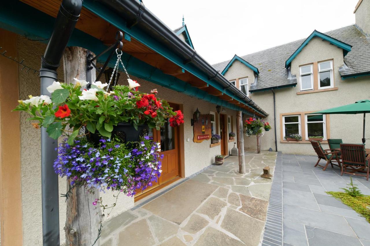Daviot Lodge Экстерьер фото