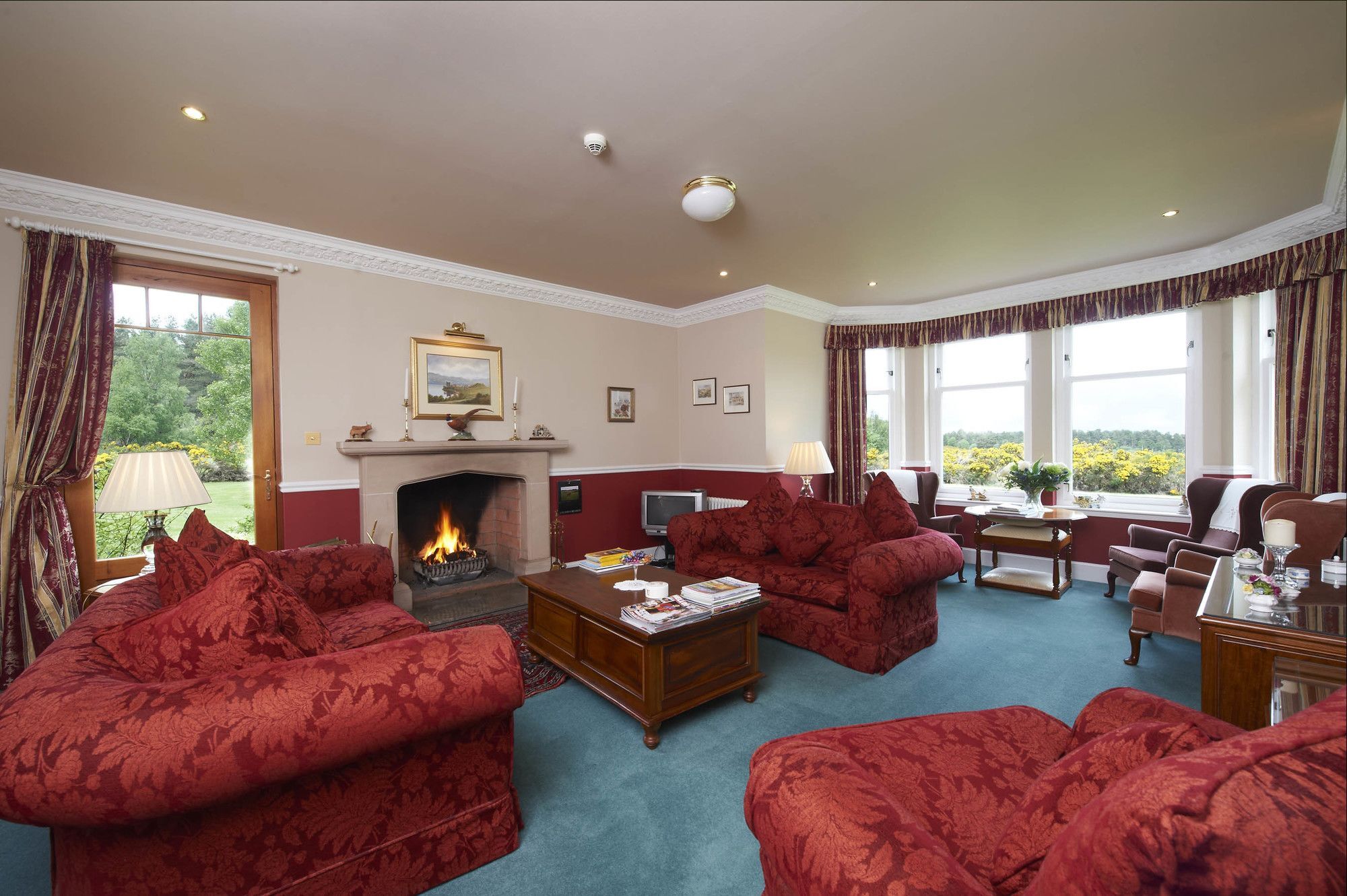 Daviot Lodge Экстерьер фото